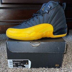 Jordan Men's Black and Yellow High-Top Sneakers